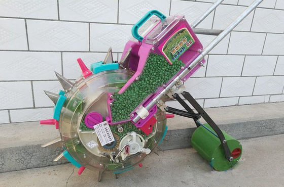 3 rangées cultivant la machine végétale d'encemencement de graine de roues de l'équipement 3 d'outils
