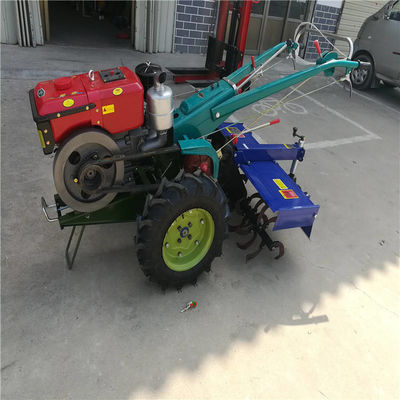 Tracteur de marche de marche de roue du tracteur deux de la ferme 22HP avec la charrue à disques