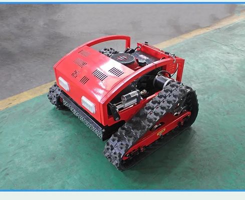 Essence automatique de robot de tondeuse à gazon de chenille en caoutchouc autopropulsée